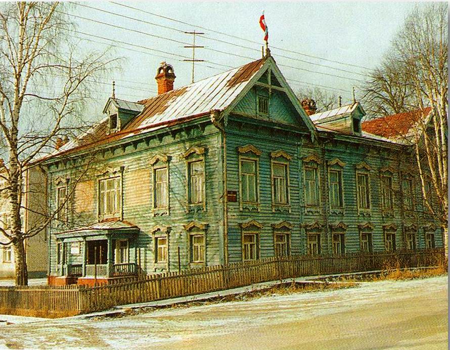 Lalsk, здание администрации (Дом Шестаковых)