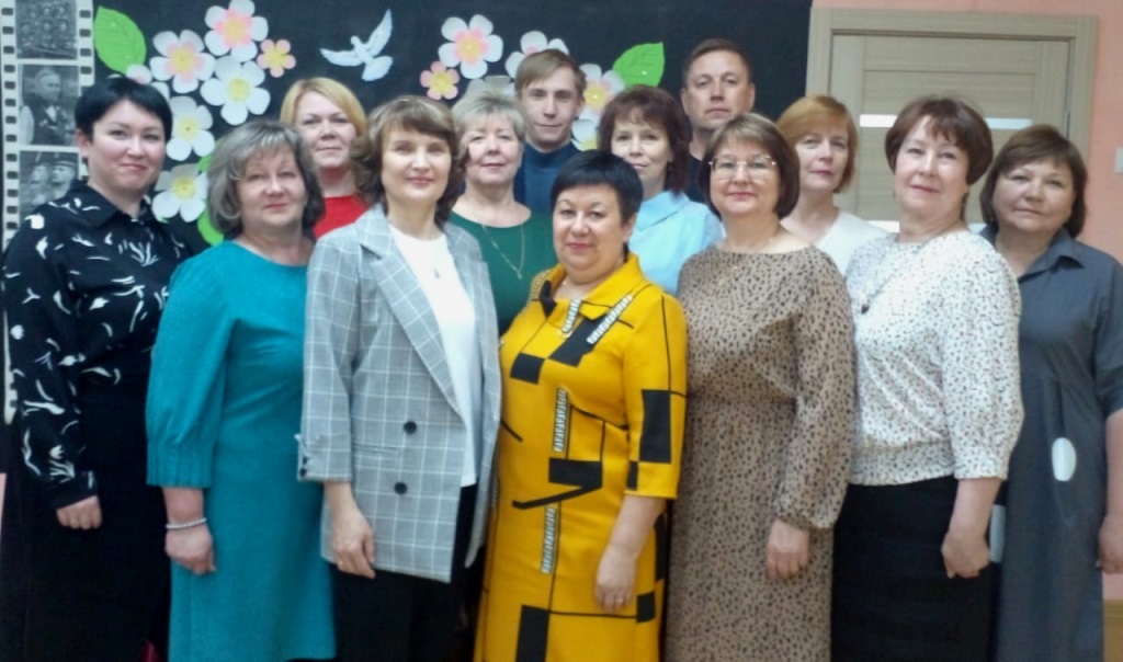 Коллектив Лузской библиотеки им.В.А.Меньшикова